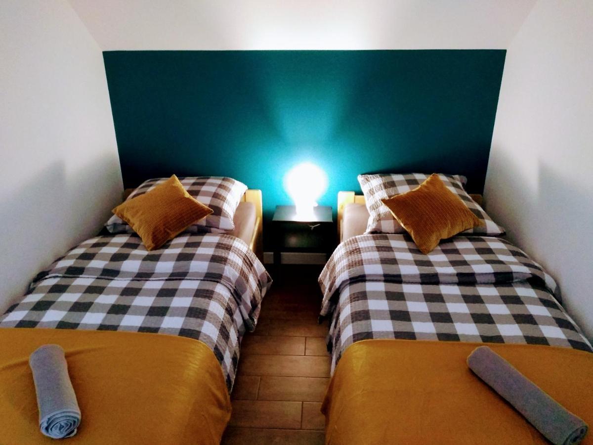 Apartamenty Jodlowa - Bilard - Bawialnia - Krolikarnia Krajno-Zagorze Luaran gambar
